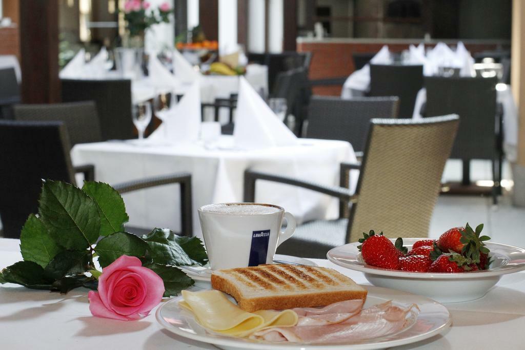 Hotel Parco Di Schoenbrunn Vienna City Restoran foto